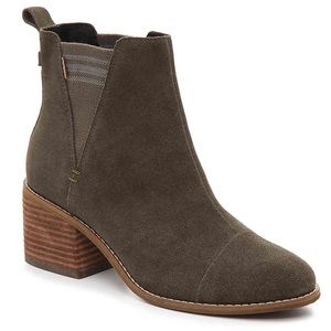 NEW! TOMS Esme Chelsea Boot | Olv Green | Sz 7